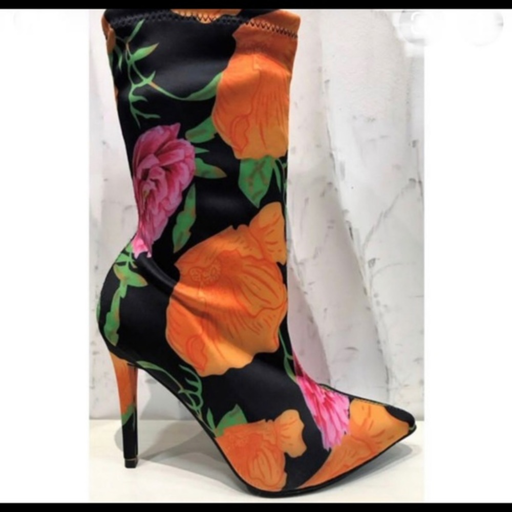 🗣 CLEARANCE!! 🔥 Stiletto Boots 🔥